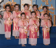 Thai girls' dress